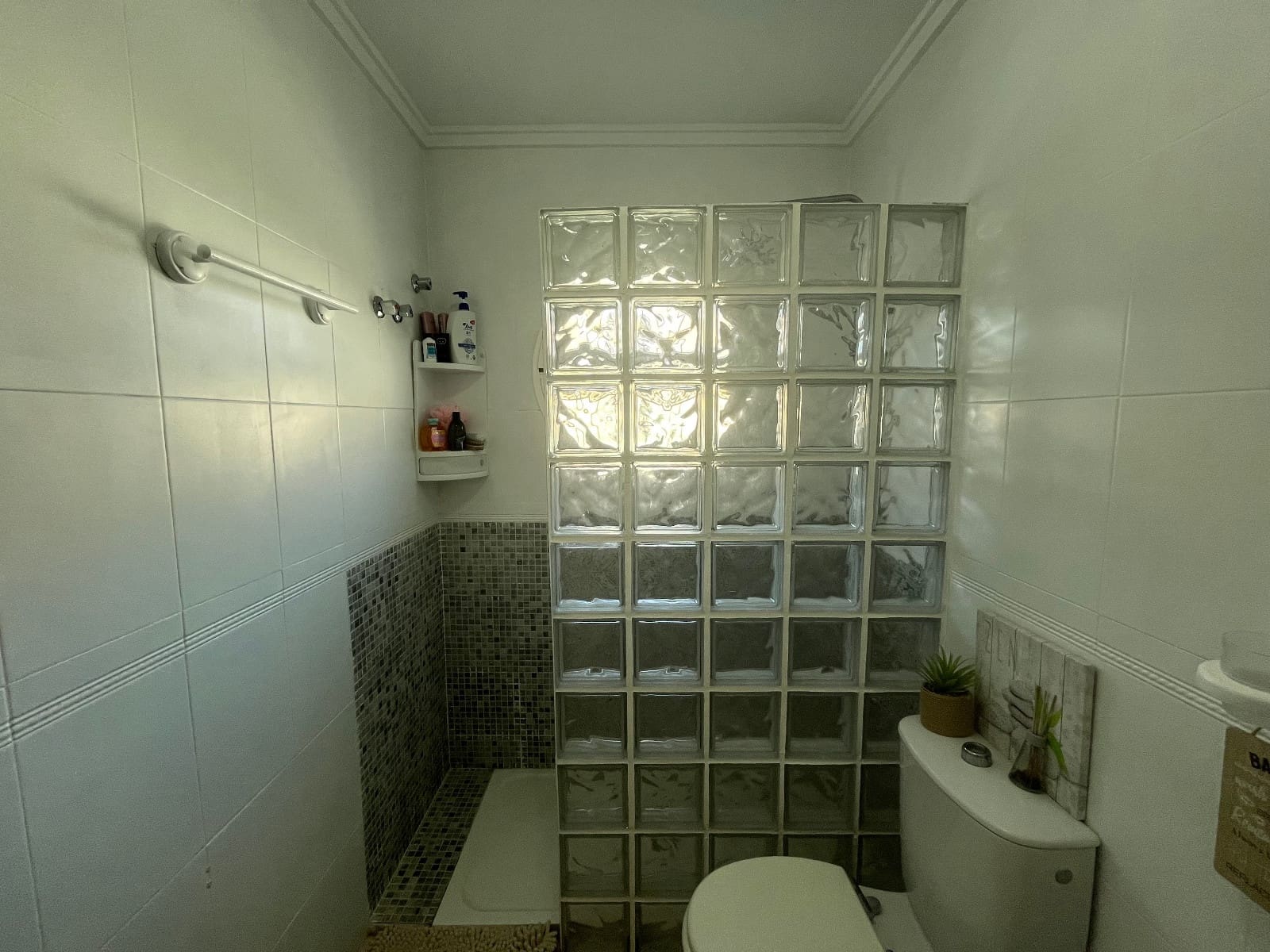 2 bedroom Bungalow for sale in Orihuela Costa with pool - € 219,999 (Ref: 9400427)