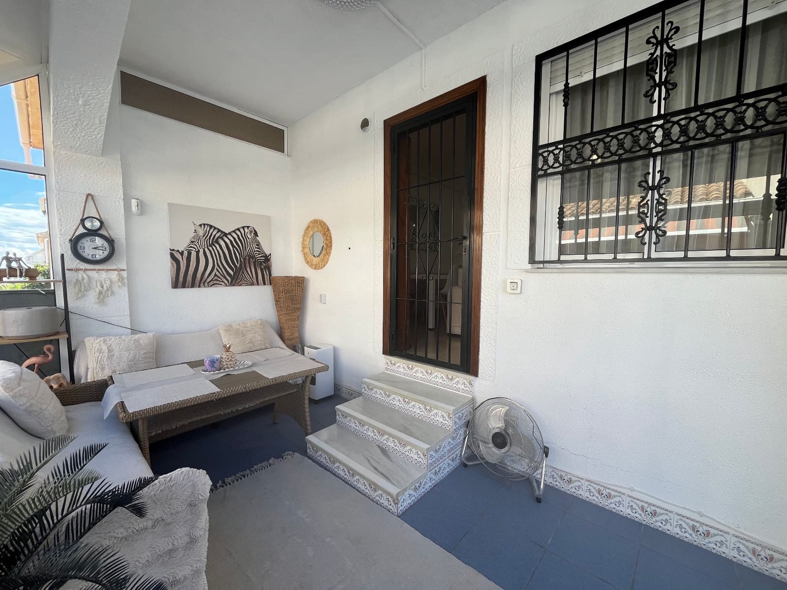 2 bedroom Bungalow for sale in Orihuela Costa with pool - € 219,999 (Ref: 9400427)