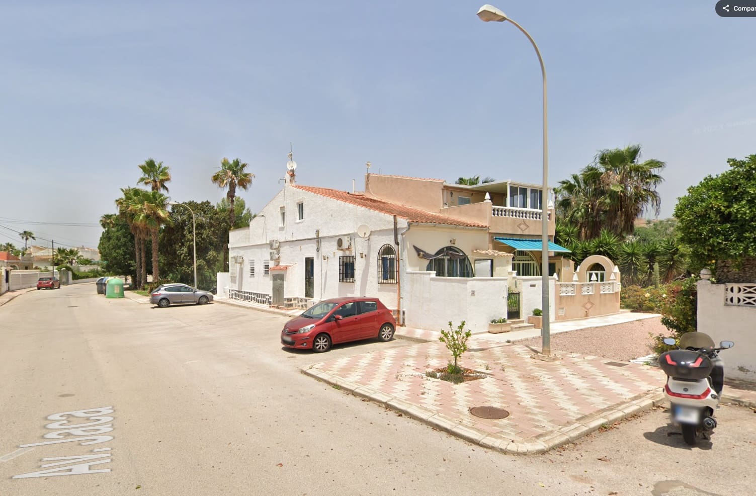 Hus til salgs i Torrevieja - € 80 000 (Ref: 9400428)