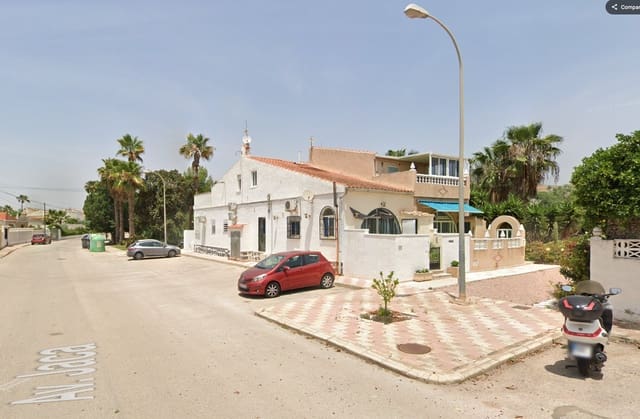 Hus til salgs i Torrevieja - € 80 000 (Ref: 9400428)