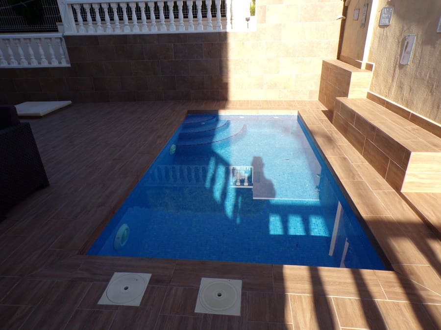 2 bedroom Apartment for sale in Villamartin with pool - € 179,995 (Ref: 9419120)