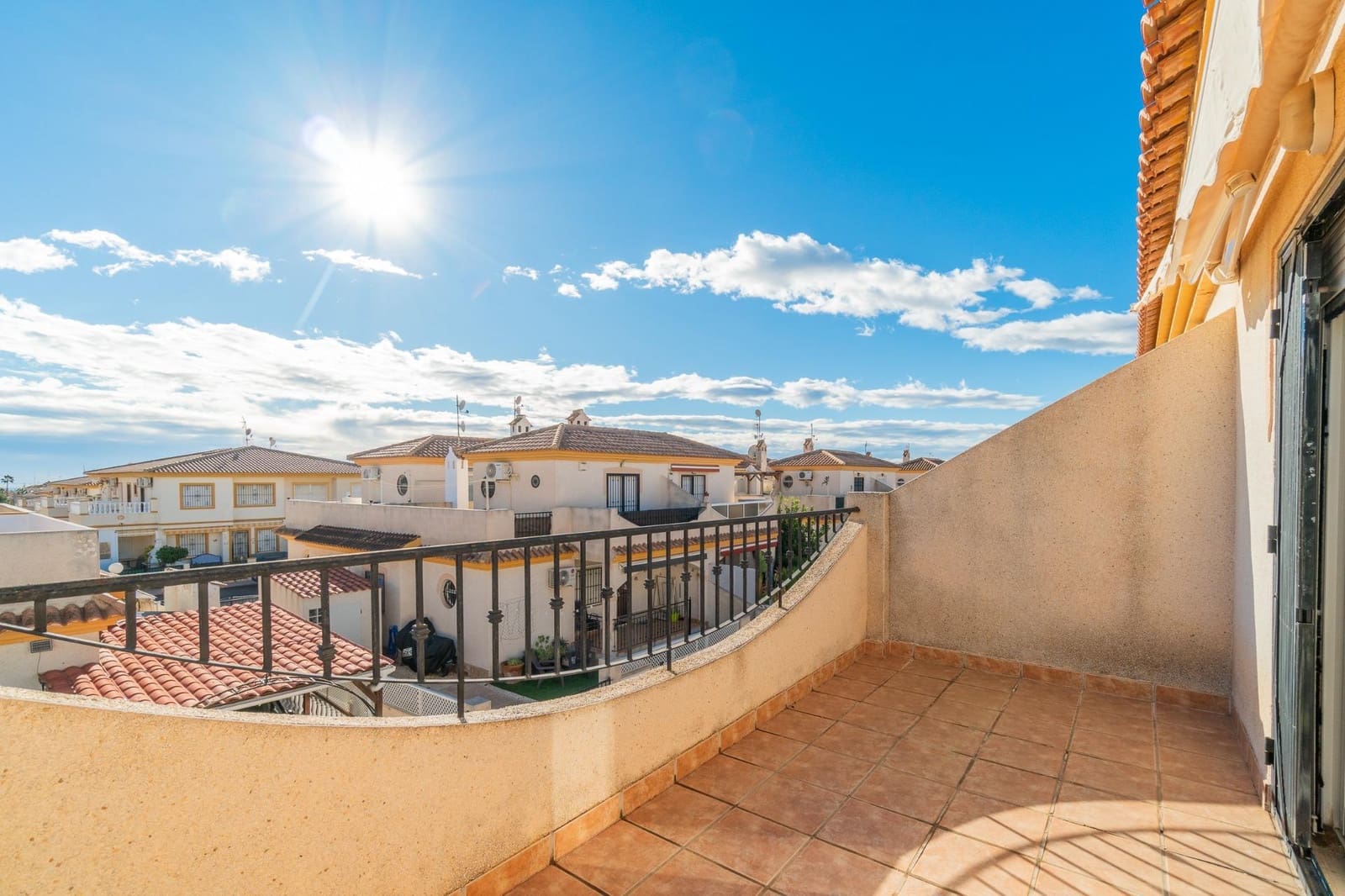 2 soverom Hus til salgs i Orihuela Costa med svømmebasseng - € 189 000 (Ref: 9419122)