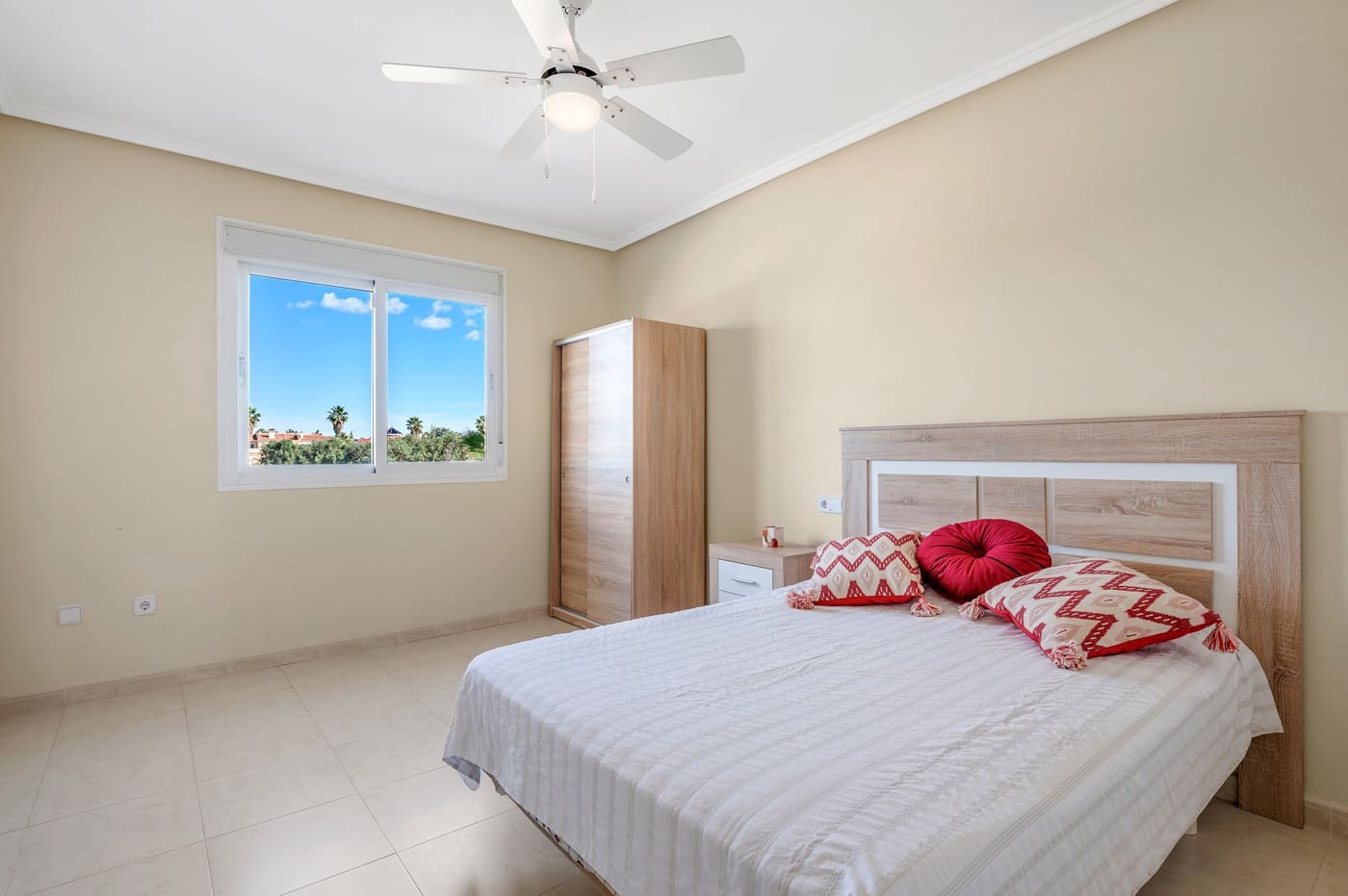 2 soverom Leilighet til salgs i Ciudad Quesada med svømmebasseng - € 169 000 (Ref: 9419124)