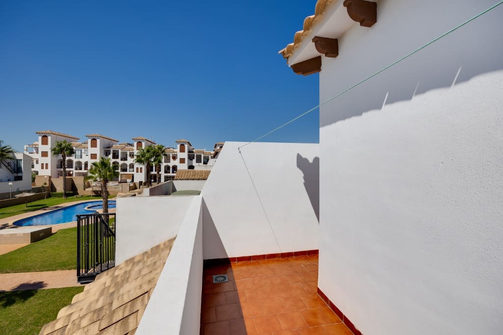 2 bedroom Townhouse for sale in Orihuela Costa with pool garage - € 189,999 (Ref: 9419126)