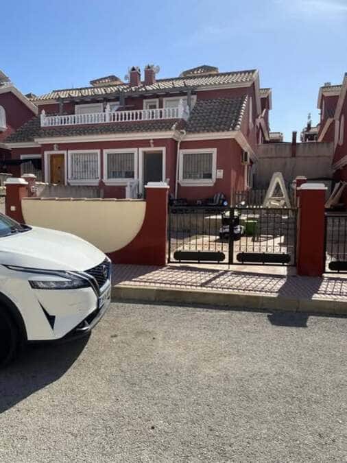 3 bedroom Townhouse for sale in Villamartin with pool - € 149,995 (Ref: 9419127)