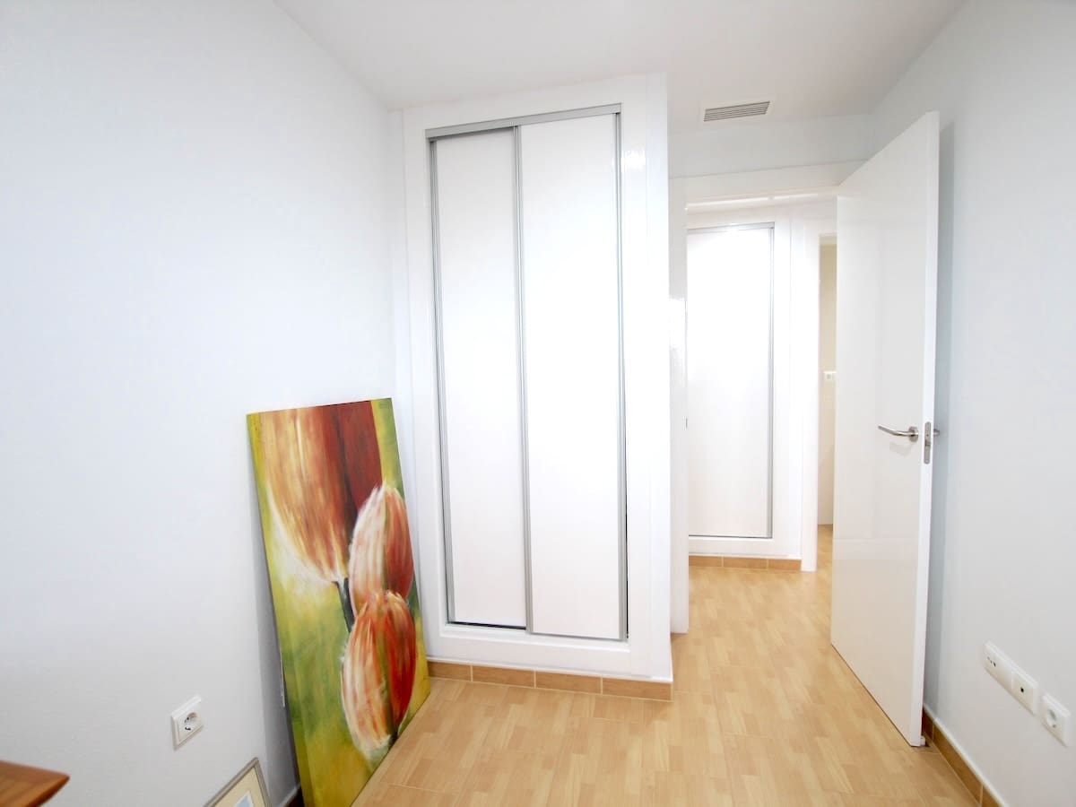 2 soverom Leilighet til salgs i Los Palacios - € 89 950 (Ref: 9424137)