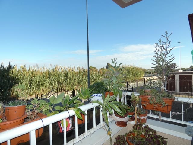 1 bedroom Apartment for sale in Algorfa with pool garage - € 75,000 (Ref: 9424138)