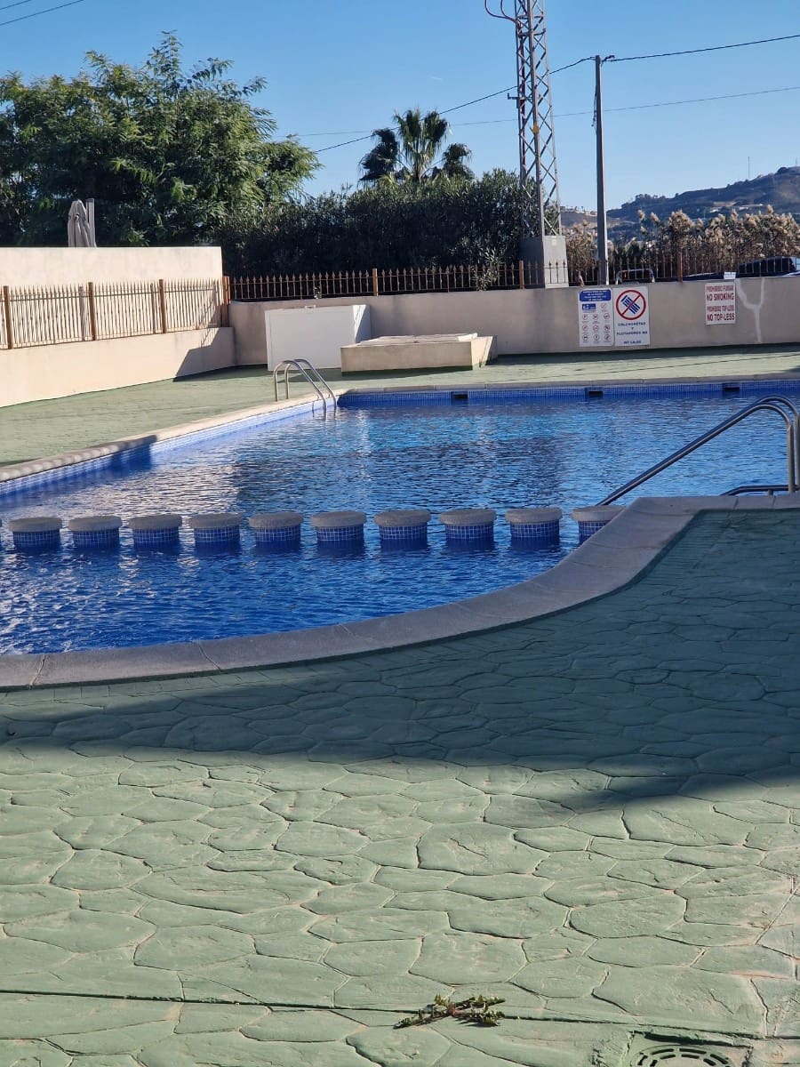 2 soveværelse Lejlighed til salg i Daya Vieja med swimmingpool - € 105.000 (Ref: 9428906)