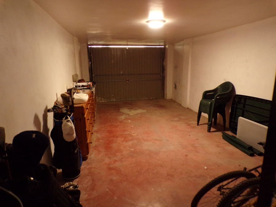 2 bedroom Townhouse for sale in Villamartin with pool garage - € 165,000 (Ref: 9428908)