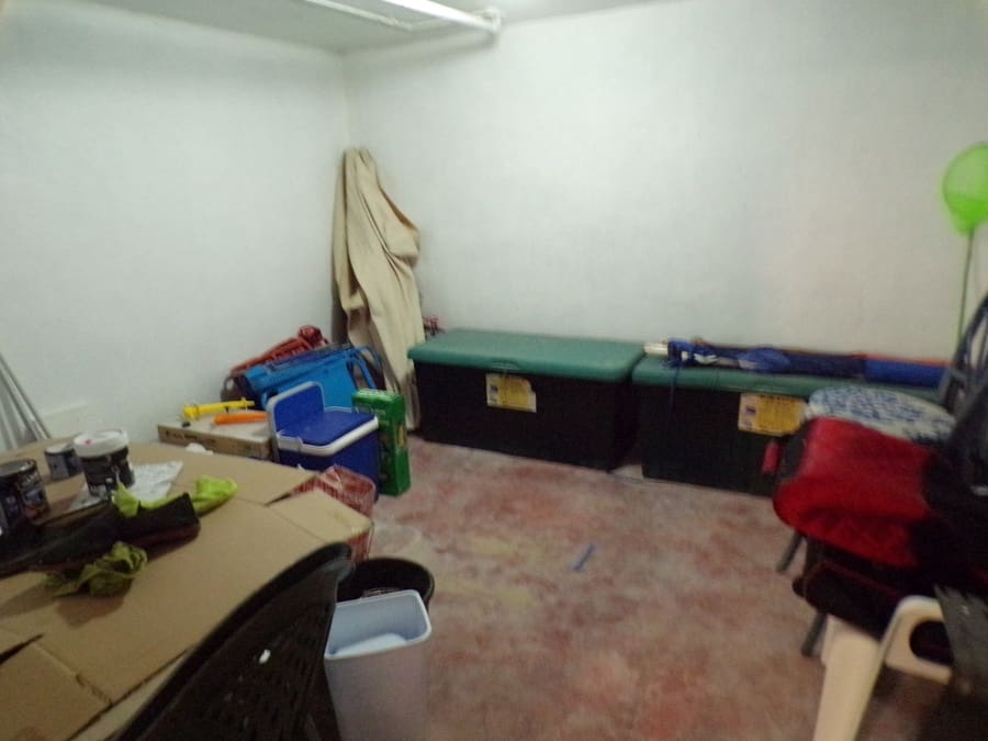 2 bedroom Townhouse for sale in Villamartin with pool garage - € 165,000 (Ref: 9428908)