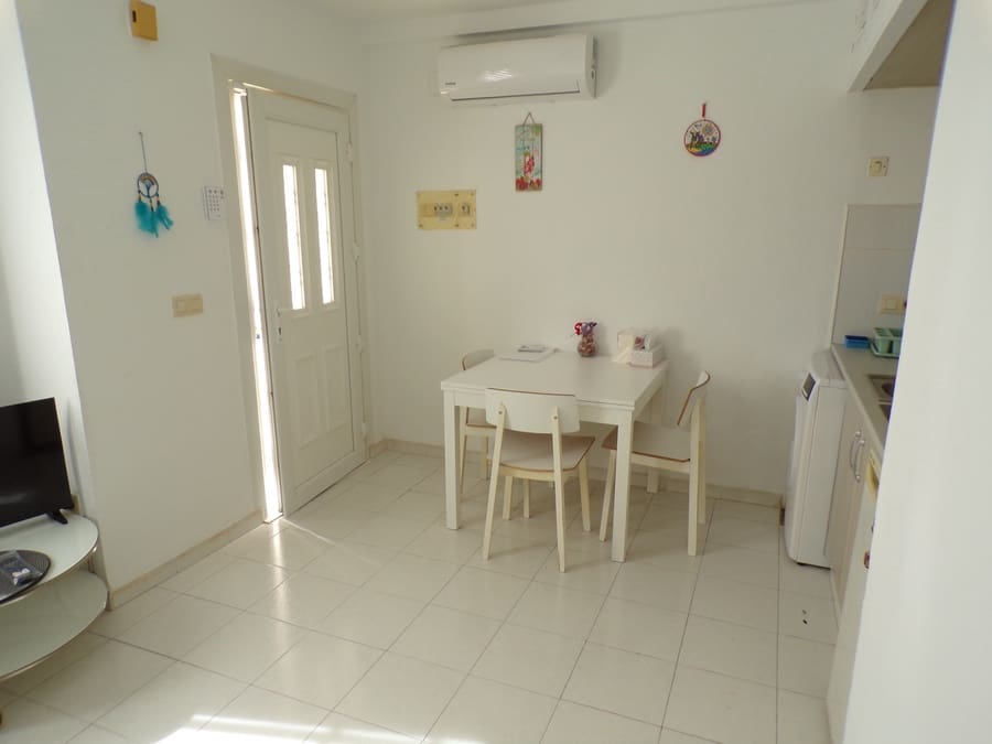 1 bedroom Apartment for sale in Villamartin with pool - € 99,995 (Ref: 9428916)