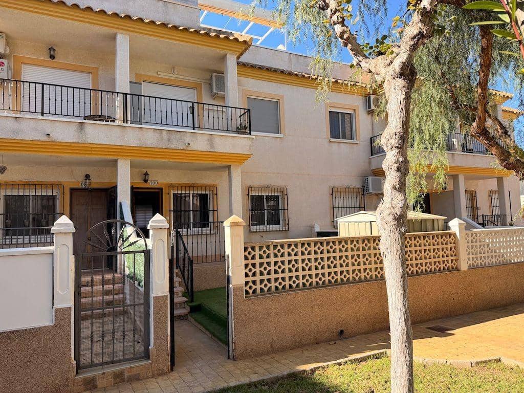 2 slaapkamer Bungalow te koop in Orihuela Costa met zwembad garage - € 154.000 (Ref: 9429044)