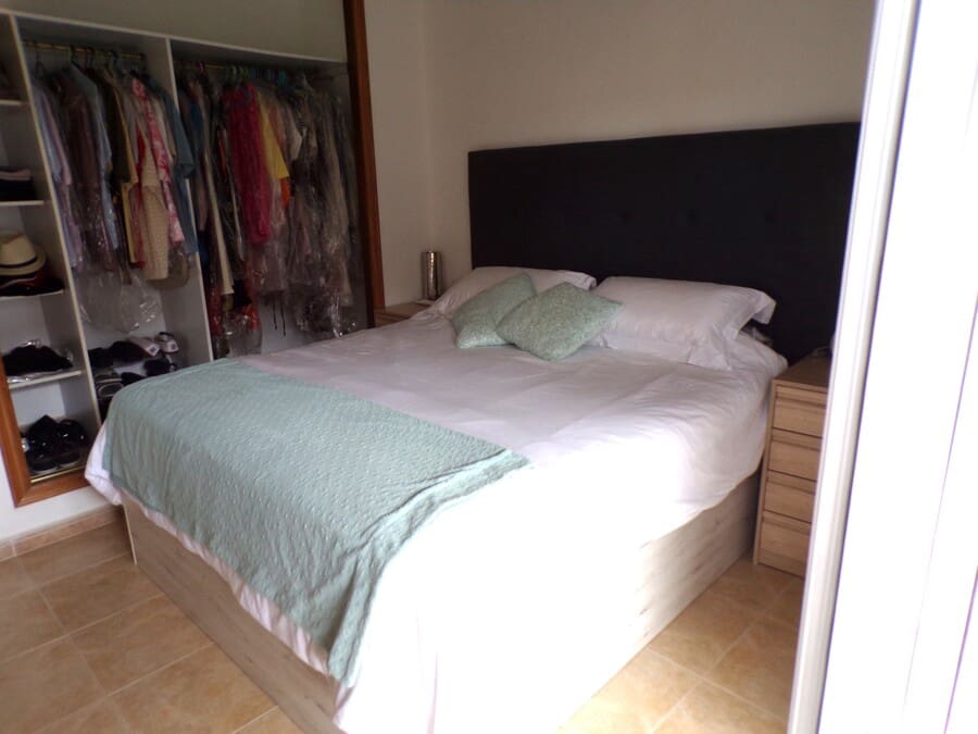 3 bedroom Villa for sale in Villamartin with pool - € 259,995 (Ref: 9432304)