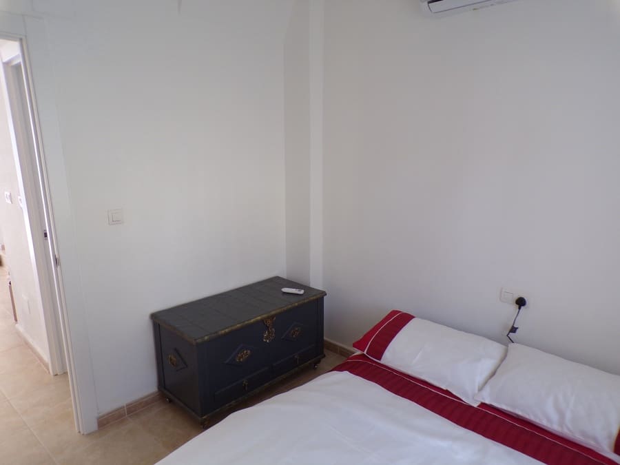 3 bedroom Villa for sale in Villamartin with pool - € 259,995 (Ref: 9432304)