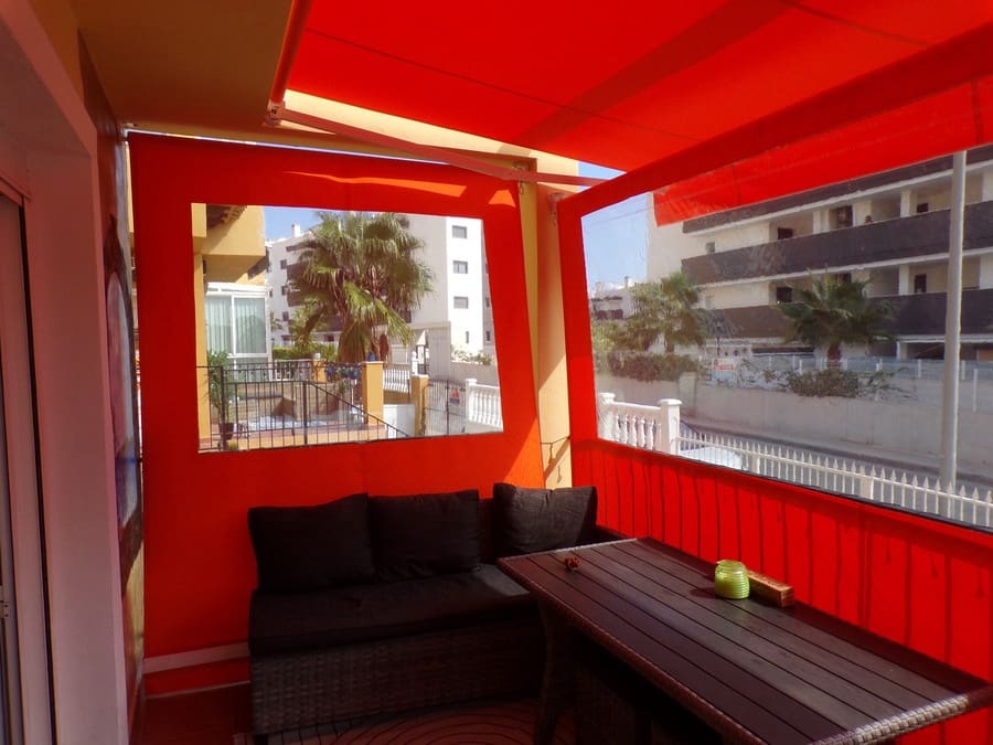 3 bedroom Villa for sale in Villamartin with pool - € 259,995 (Ref: 9432304)