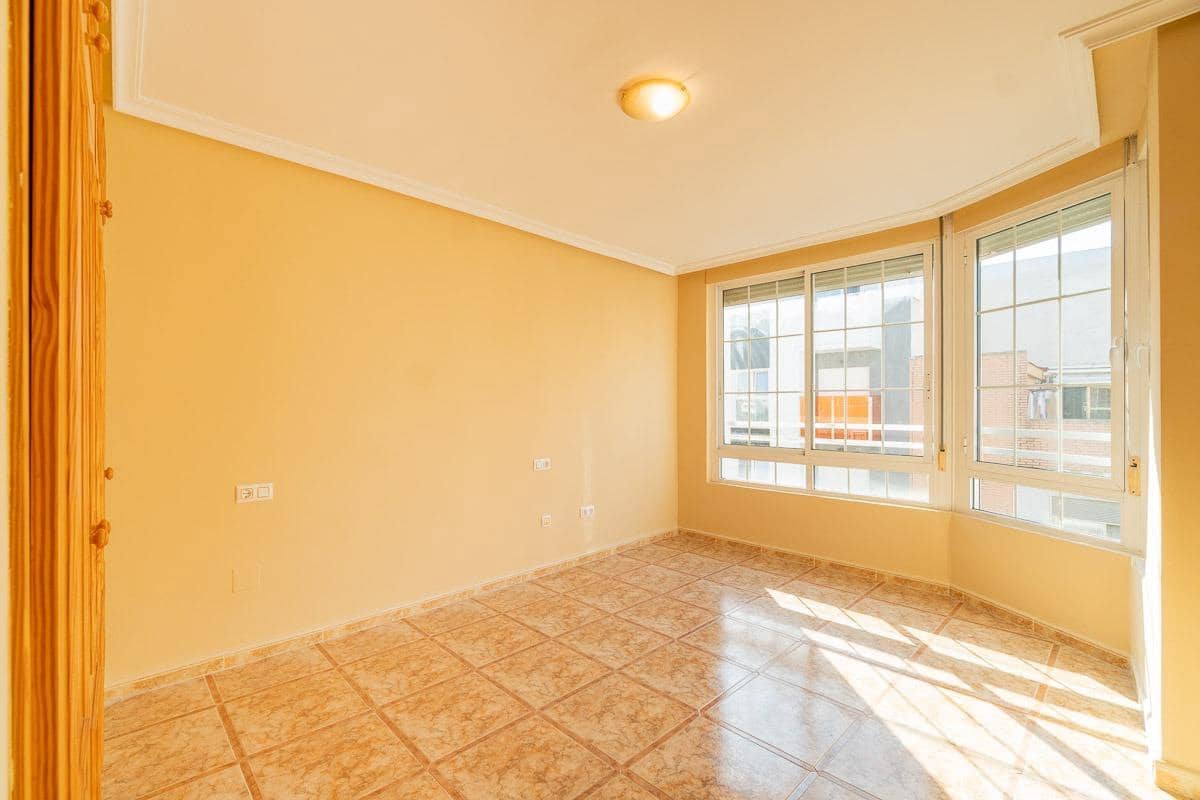 3 soverom Leilighet til salgs i Torrevieja - € 209 000 (Ref: 9432312)