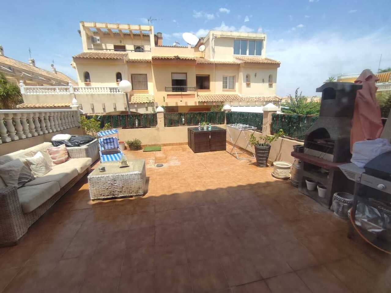 2 soveværelse Lejlighed til salg i La Florida med swimmingpool - € 189.995 (Ref: 9432317)