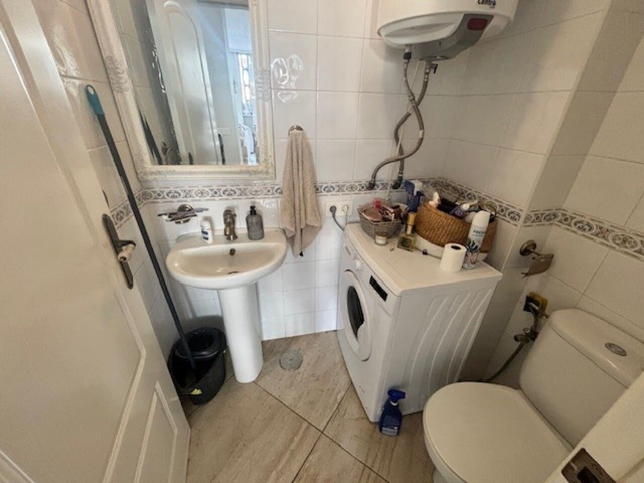 2 soveværelse Lejlighed til salg i La Florida med swimmingpool - € 189.995 (Ref: 9432317)