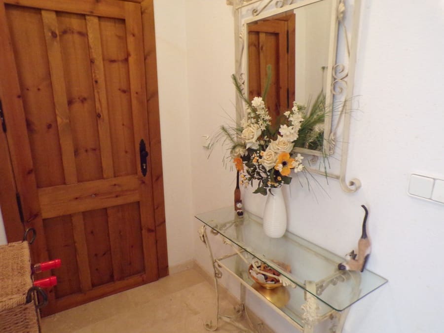 2 bedroom Apartment for sale in Villamartin with pool - € 189,995 (Ref: 9432318)