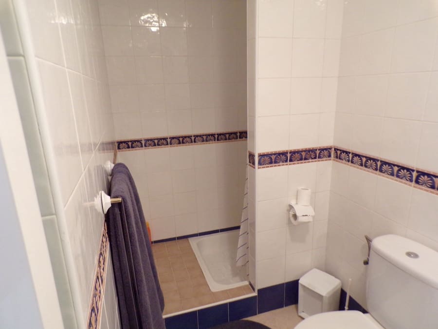 2 bedroom Apartment for sale in Villamartin with pool - € 189,995 (Ref: 9432318)