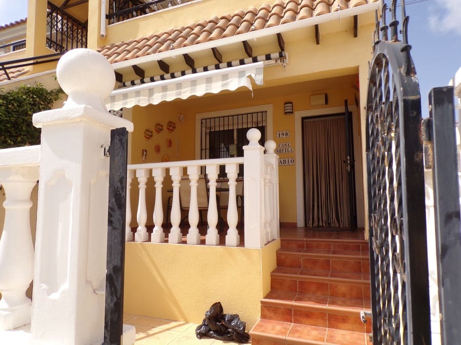 2 bedroom Apartment for sale in Villamartin with pool - € 154,995 (Ref: 9432327)