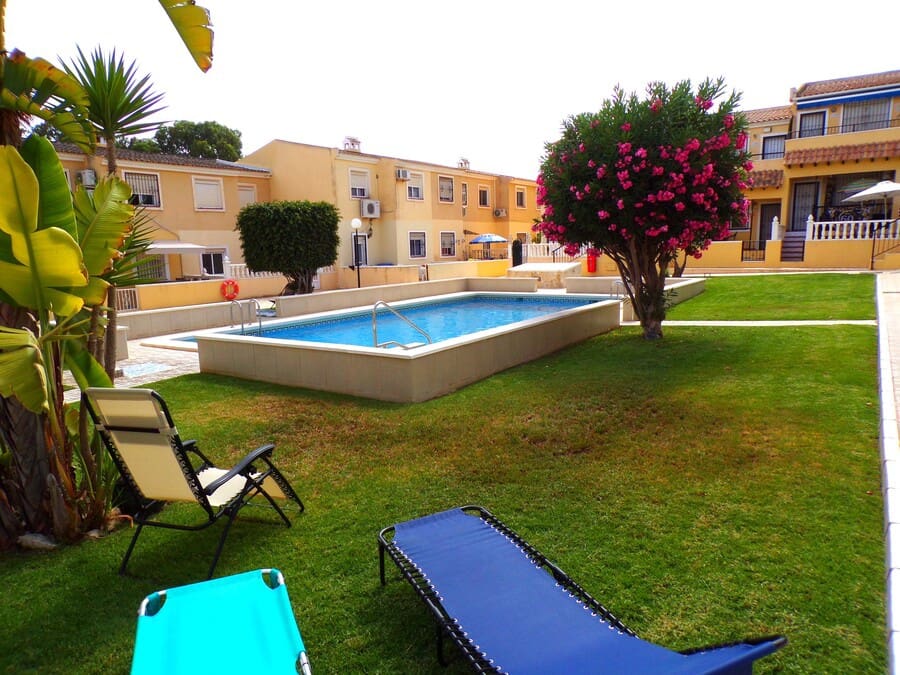 2 bedroom Apartment for sale in Villamartin with pool - € 154,995 (Ref: 9432327)