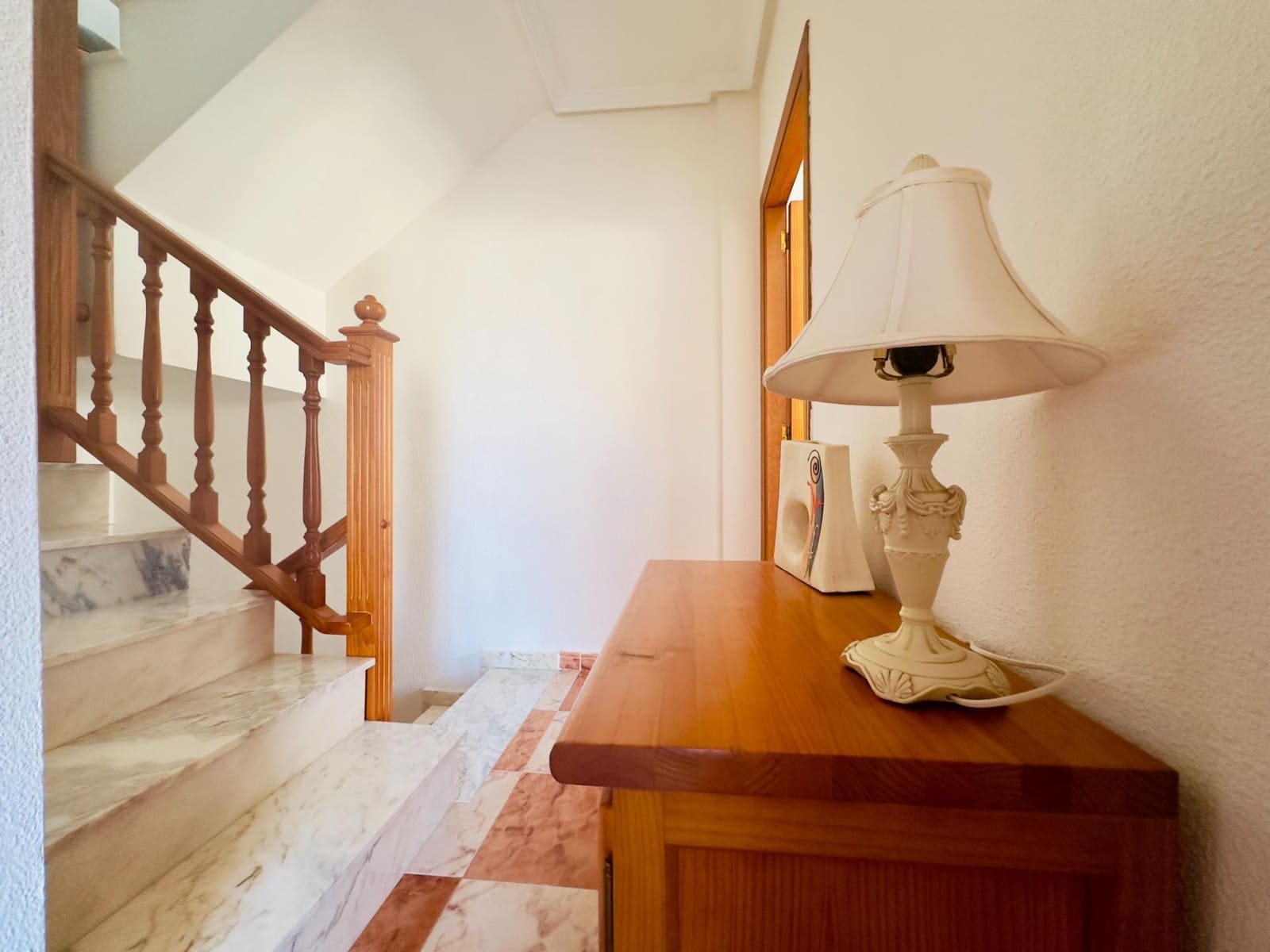 Chalet de 2 habitaciones en Orihuela Costa en venta con piscina - 240.000 € (Ref: 9432335)