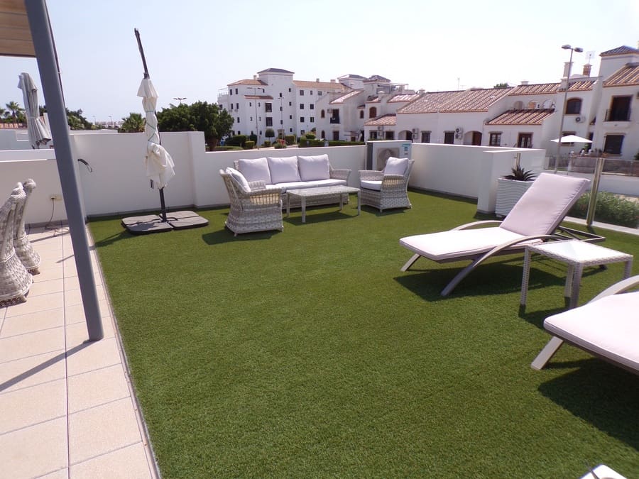 3 soveværelse Villa til salg i Villamartin med swimmingpool - € 450.000 (Ref: 9436761)