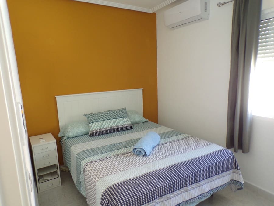 6 bedroom Villa for sale in Villamartin with pool - € 595,000 (Ref: 9436762)