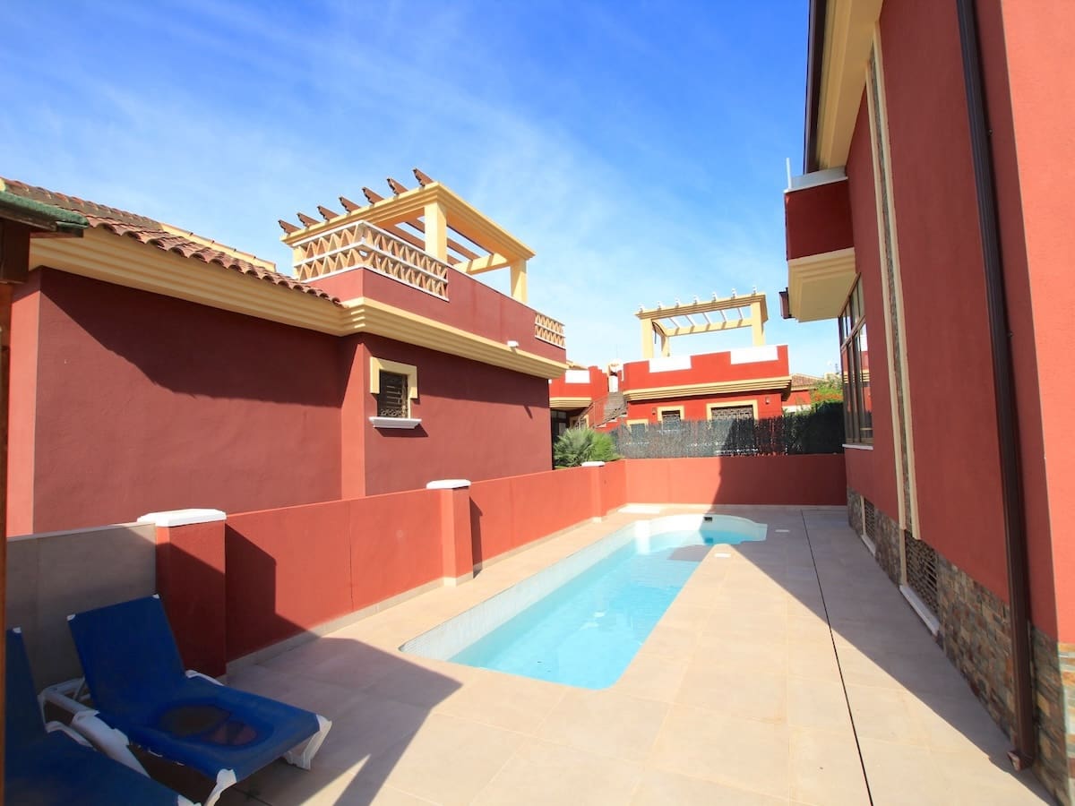 6 quarto Moradia para venda em Lo Crispin com piscina - 395 000 € (Ref: 9436769)