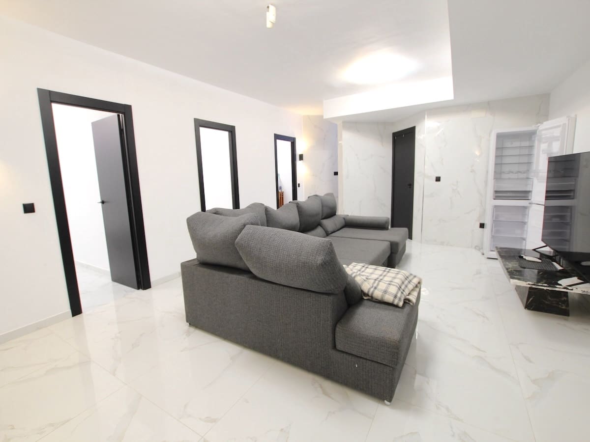 6 quarto Moradia para venda em Lo Crispin com piscina - 395 000 € (Ref: 9436769)