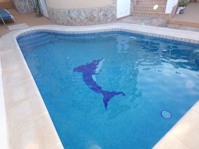 3 soveværelse Villa til salg i Villamartin, Orihuela med swimmingpool - € 349.995 (Ref: 9436772)