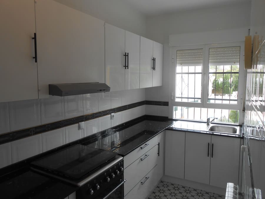 3 bedroom Villa for sale in Villamartin with pool - € 375,000 (Ref: 9436773)