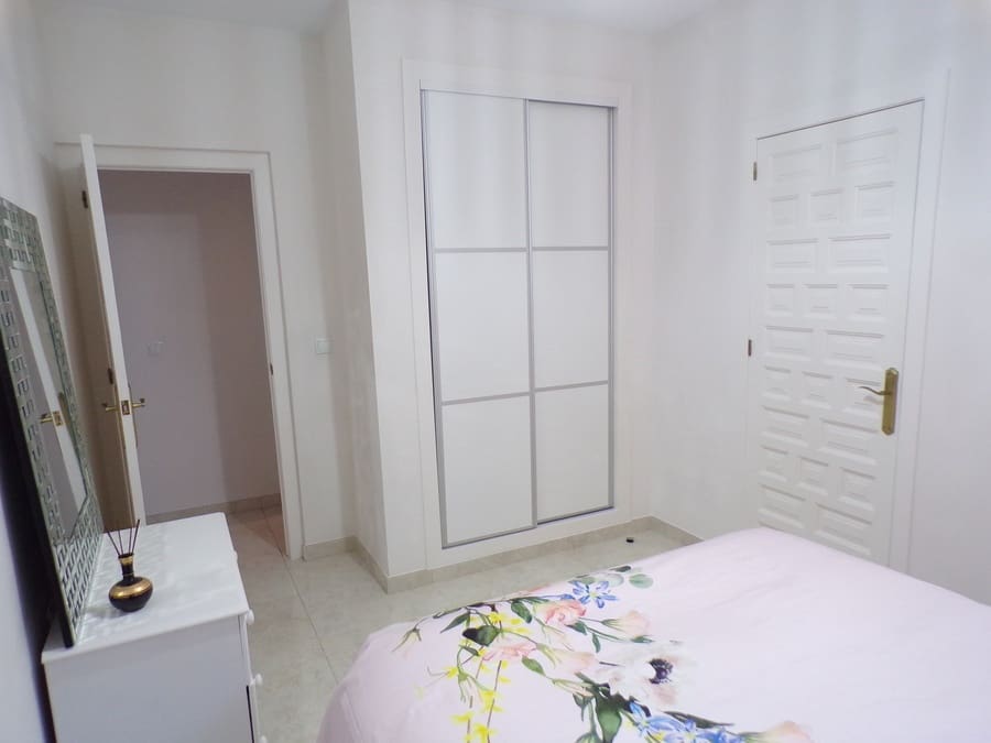 3 bedroom Villa for sale in Villamartin with pool - € 375,000 (Ref: 9436773)