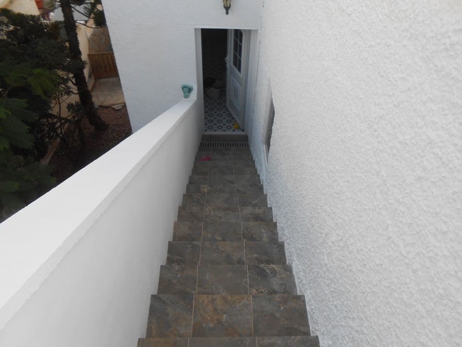 3 bedroom Villa for sale in Villamartin with pool - € 375,000 (Ref: 9436773)