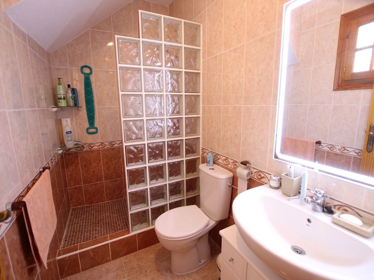 4 bedroom Villa for sale in Ciudad Quesada - € 365,000 (Ref: 9436777)