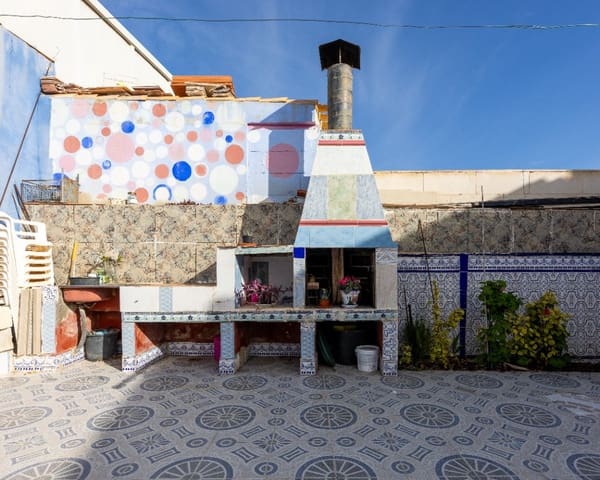 Chalet de 4 habitaciones en Orihuela Costa, Orihuela en venta con piscina garaje - 340.000 € (Ref: 9436786)