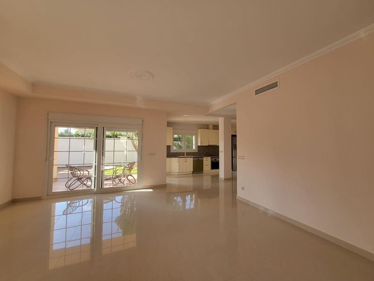 4 soveværelse Villa til salg i Cabo Roig med swimmingpool - € 910.000 (Ref: 9436788)