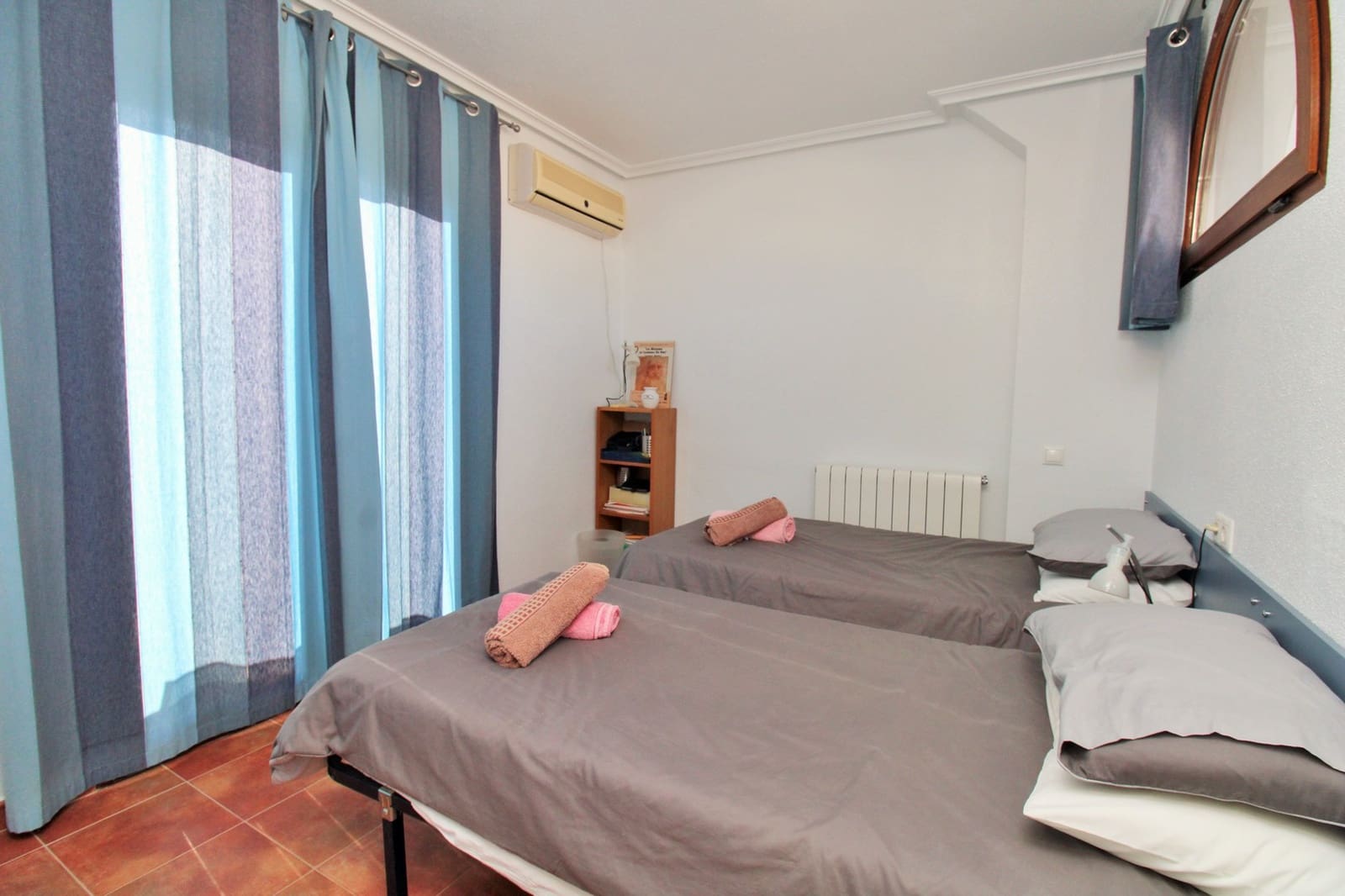 3 bedroom Bungalow for sale in Villamartin with pool - € 229,000 (Ref: 9443758)