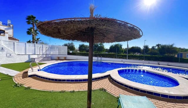 3 soveværelse Byhus til salg i Vistabella, Orihuela med swimmingpool - € 195.000 (Ref: 9447314)