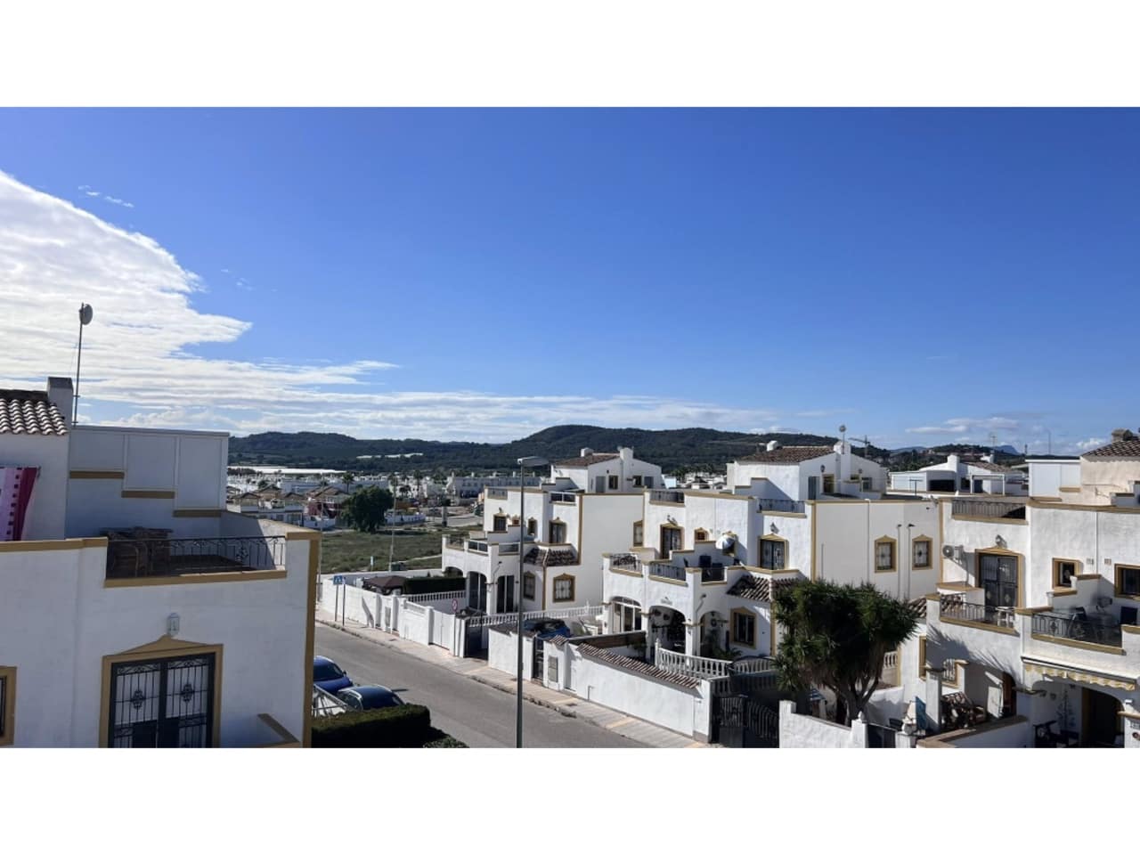 3 soveværelse Byhus til salg i Vistabella med swimmingpool - € 179.900 (Ref: 9447315)