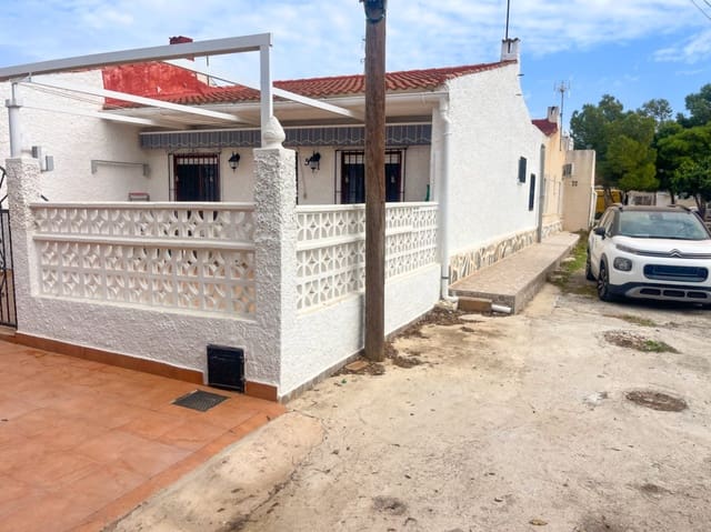 2 soverom Kjedet enebolig til salgs i Torrevieja - € 129 999 (Ref: 9456360)
