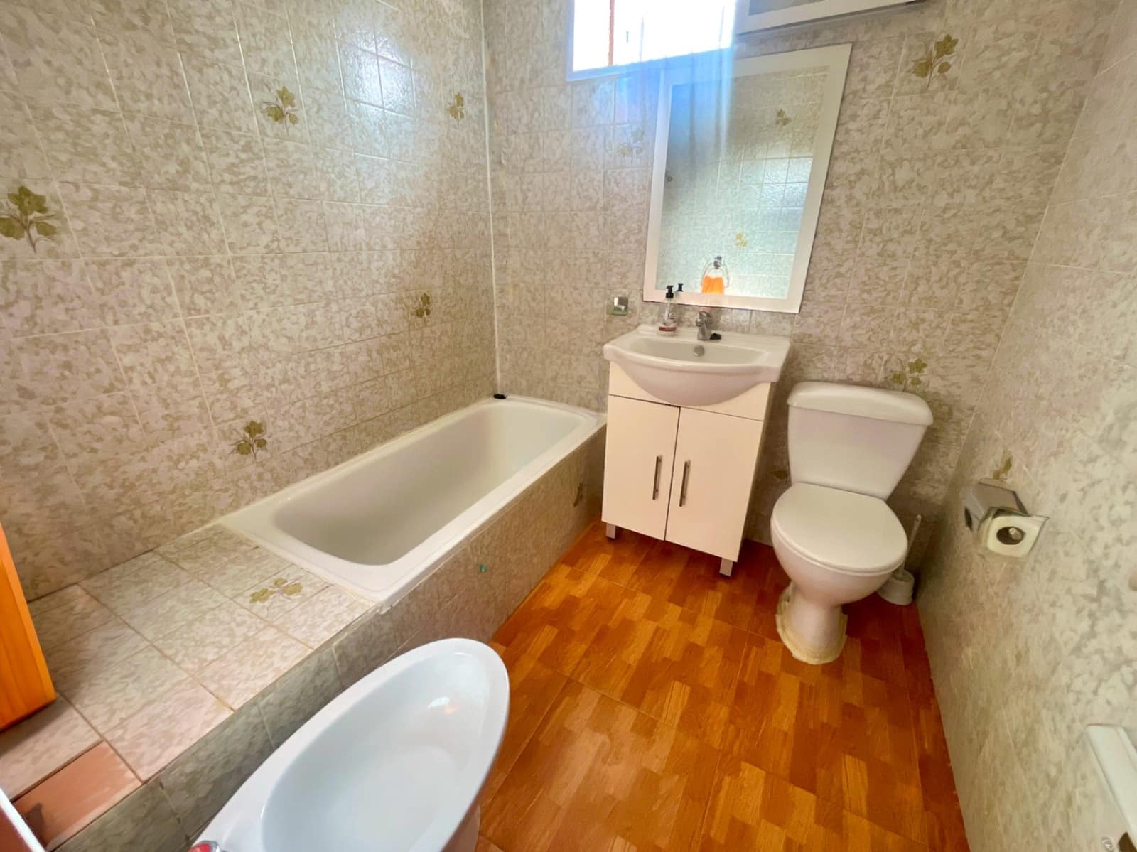 2 soverom Kjedet enebolig til salgs i Torrevieja med garasje - € 129 999 (Ref: 9456360)