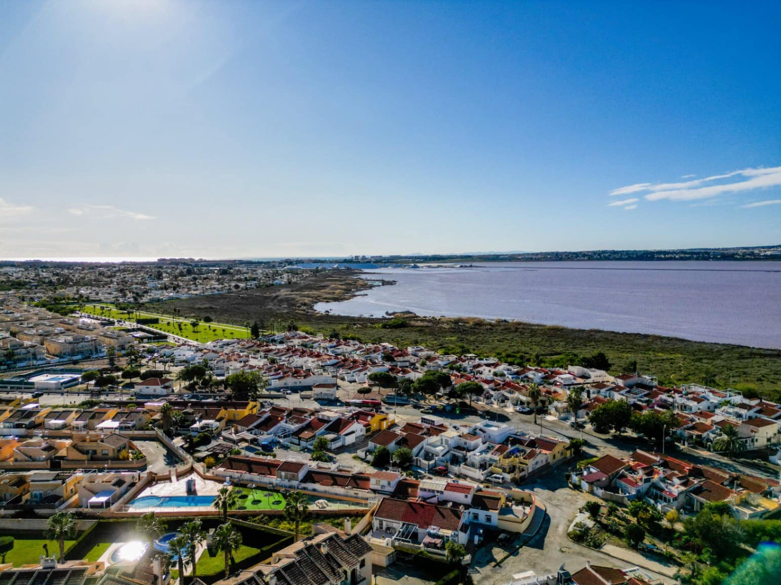 2 soveværelse Byhus til salg i Torrevieja med swimmingpool - € 129.999 (Ref: 9456360)