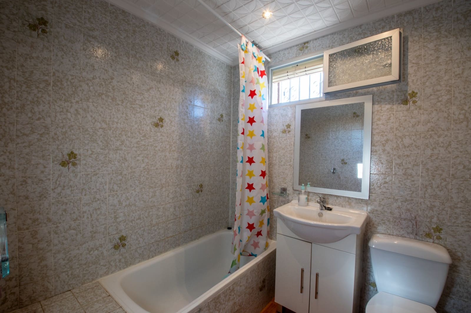 2 soveværelse Byhus til salg i Torrevieja med swimmingpool - € 129.999 (Ref: 9456360)