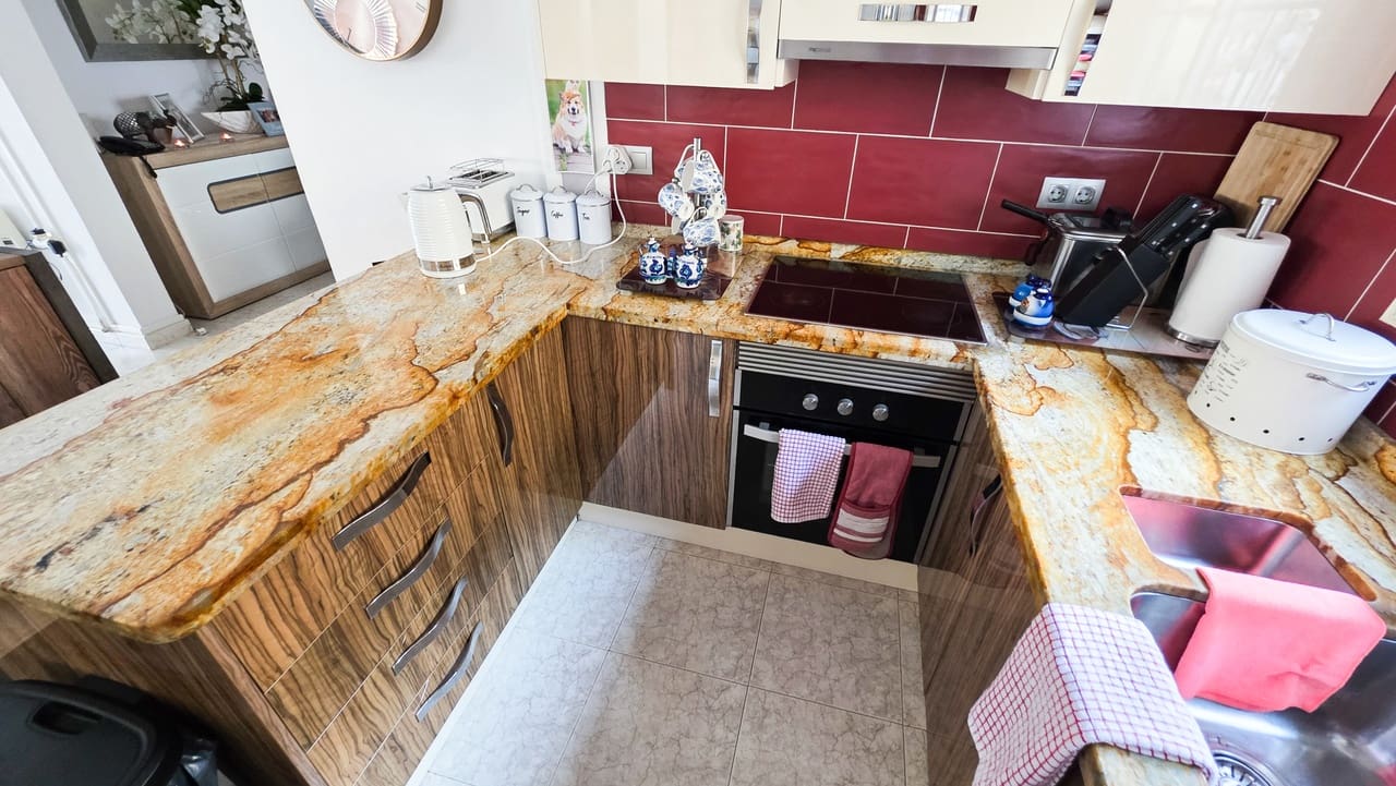 3 makuuhuone Huvila myytävänä paikassa Villamartin mukana 
autotalli - 269 995 € (Ref: 9471059)