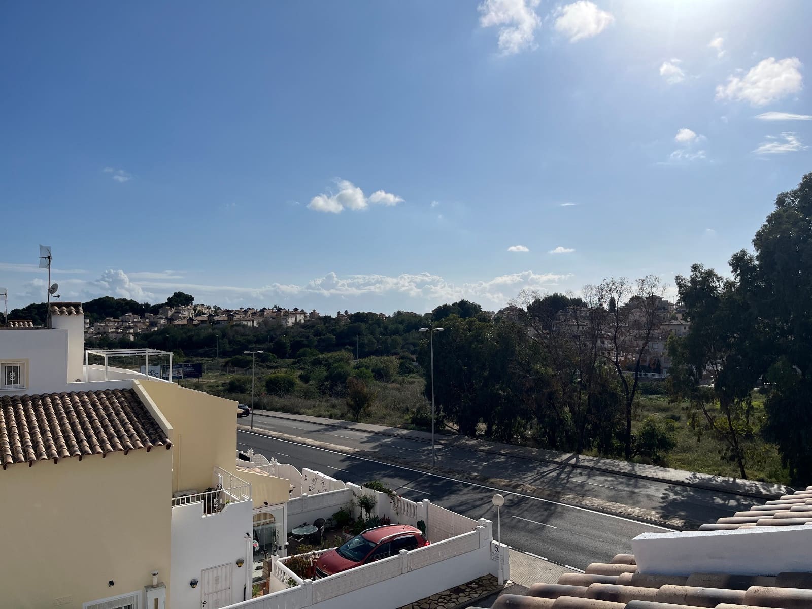 3 bedroom Townhouse for sale in Villamartin with pool - € 175,000 (Ref: 9481457)