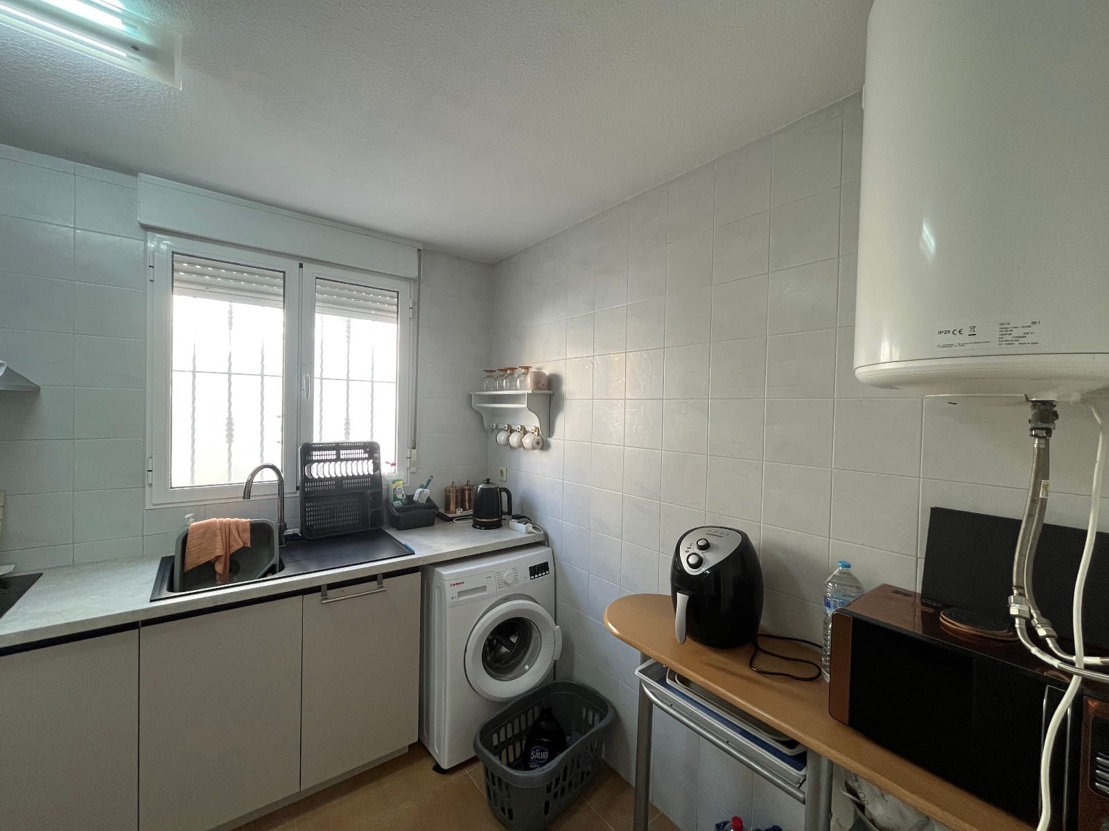 3 bedroom Townhouse for sale in Villamartin with pool - € 175,000 (Ref: 9481457)