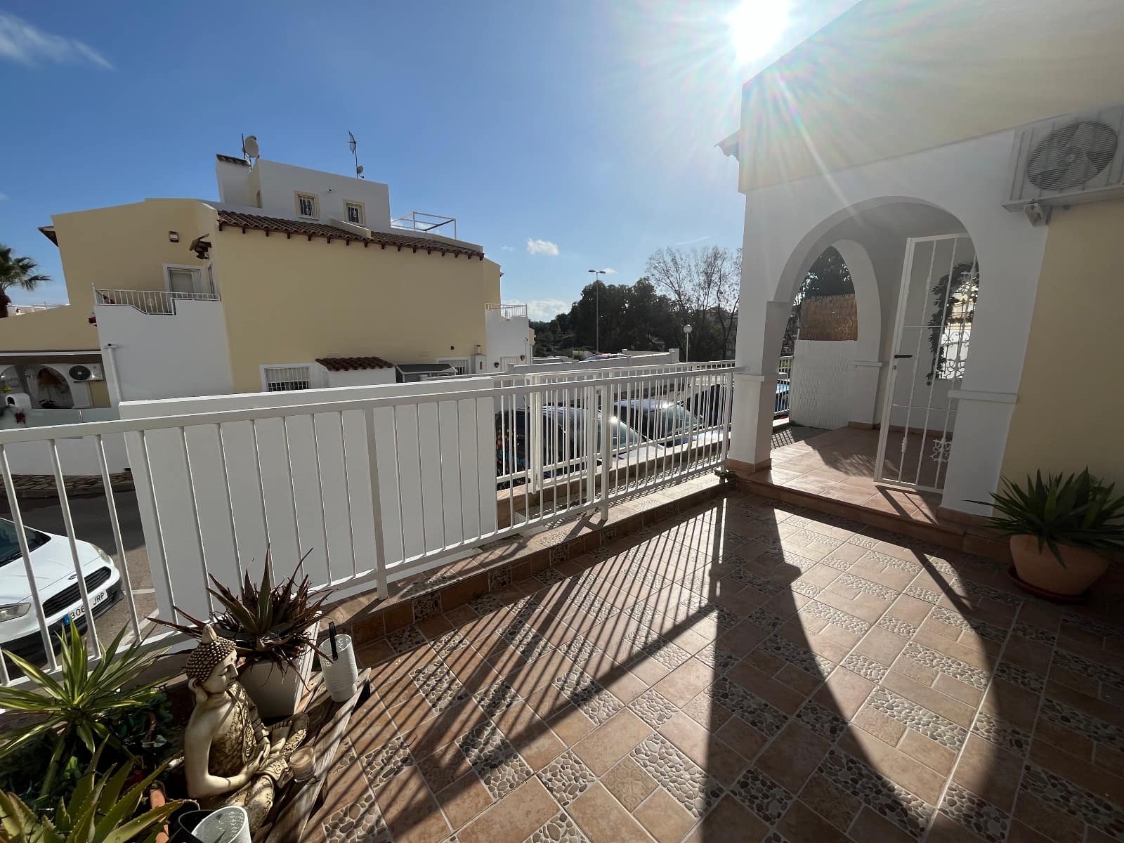 3 bedroom Townhouse for sale in Villamartin with pool - € 175,000 (Ref: 9481457)