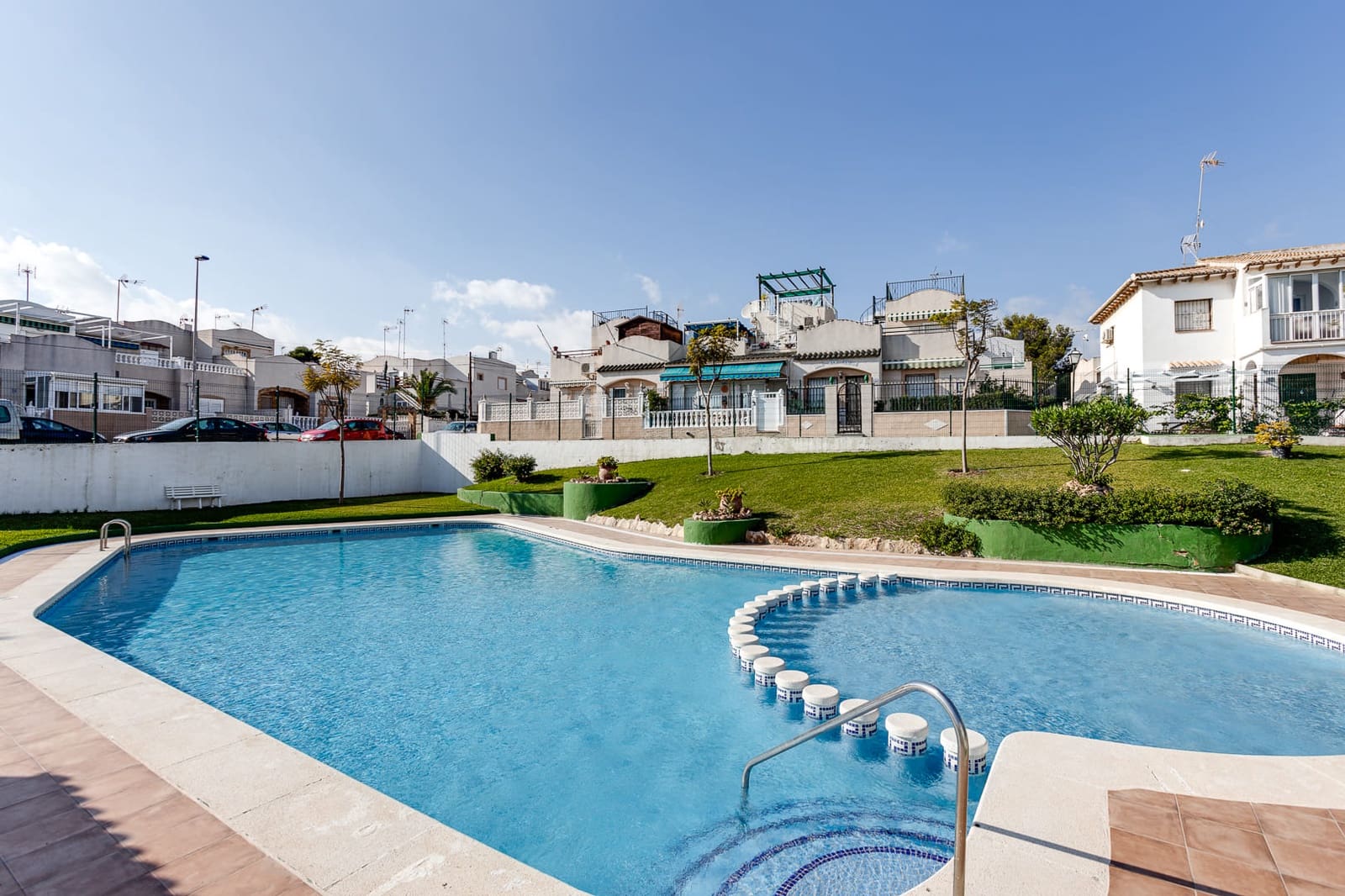 3 bedroom Townhouse for sale in Los Balcones with pool - € 149,000 (Ref: 9481559)
